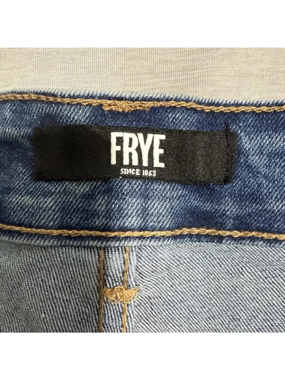 Frye Jeans Womens Size 12/31 Blue Denim 5 Pockets Straight Leg